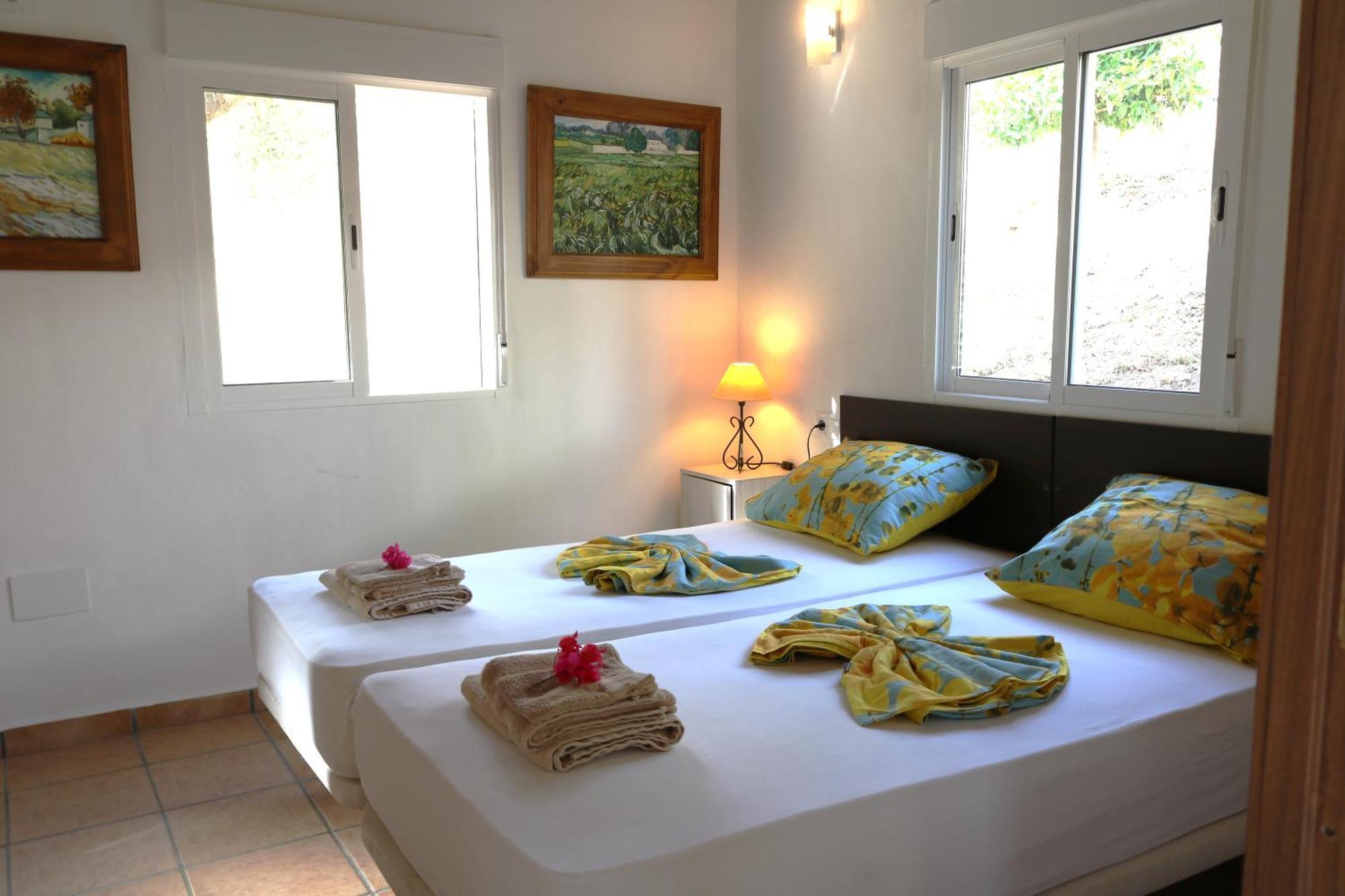 Private Detached Chalet With Own Jacuzzi Mi Dushi Tolox Luaran gambar
