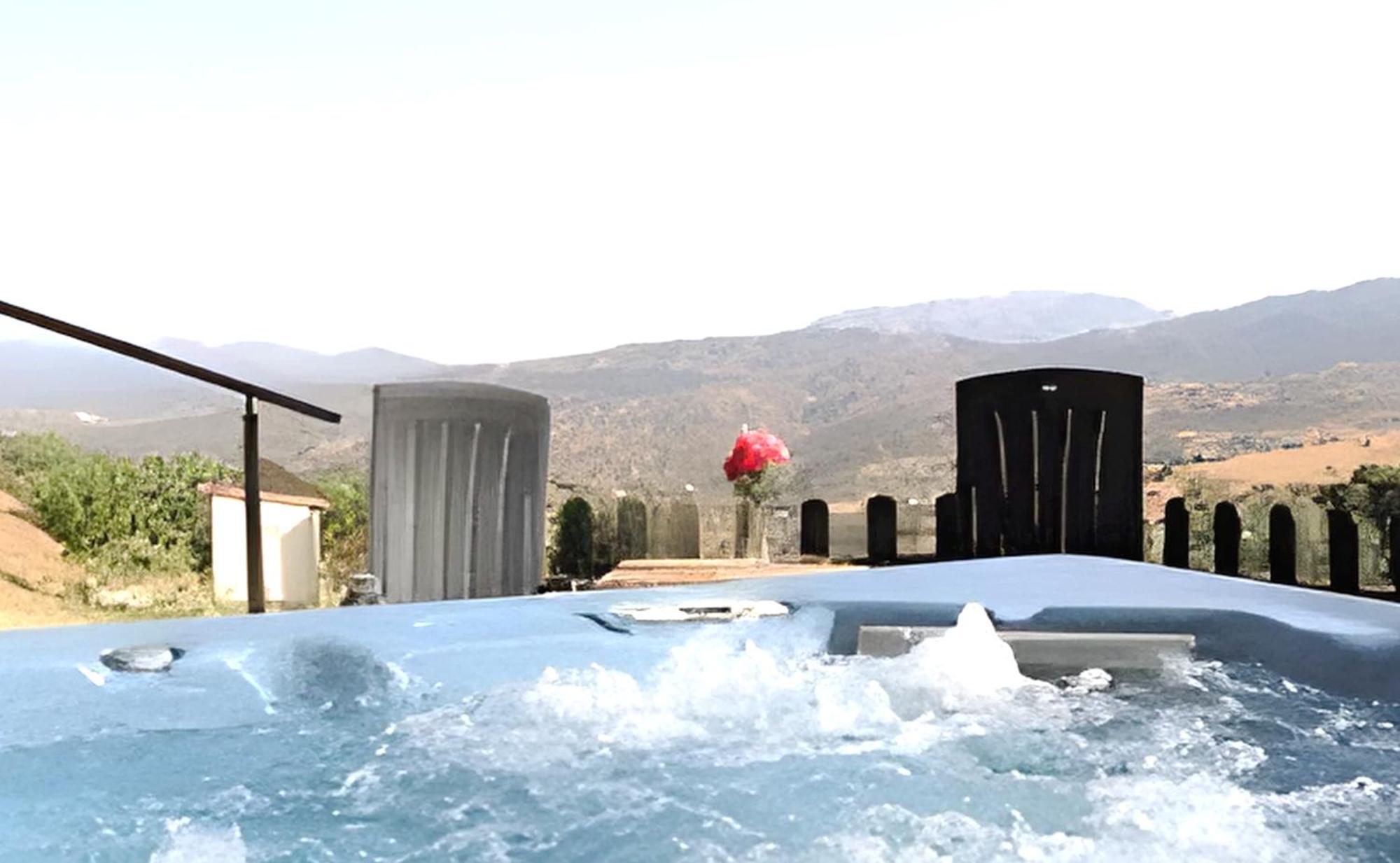Private Detached Chalet With Own Jacuzzi Mi Dushi Tolox Luaran gambar