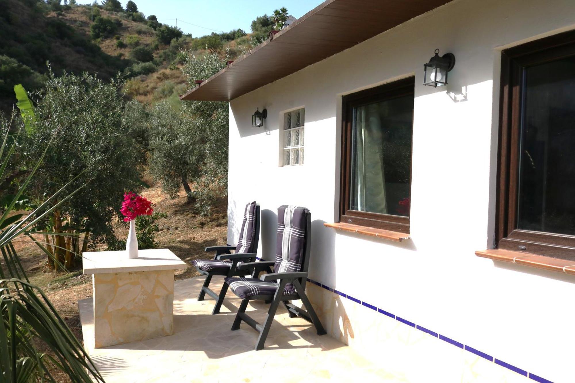 Private Detached Chalet With Own Jacuzzi Mi Dushi Tolox Luaran gambar
